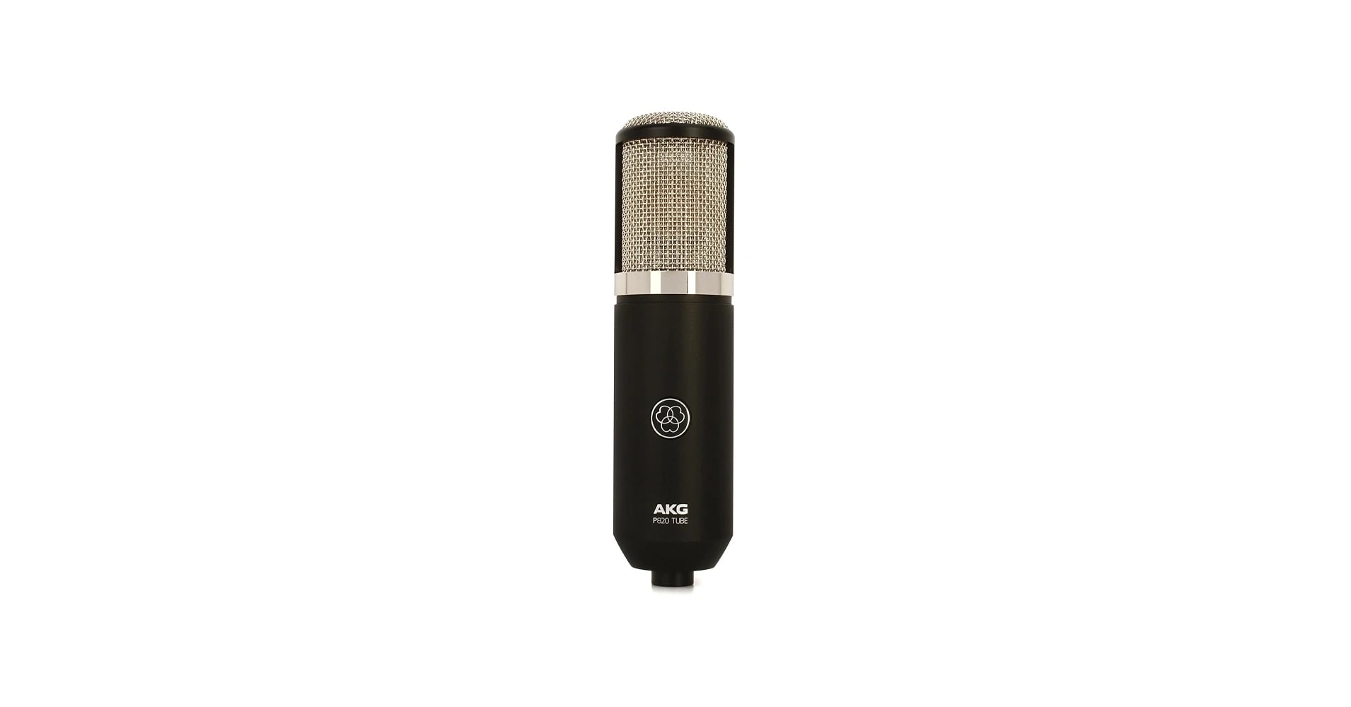 AKG P820